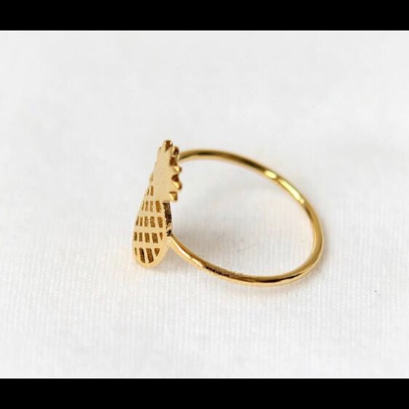 🍍  18k gold dipped Pineapple Ring - Picture 2 of 2